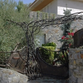 Gate and fence made in corten steel